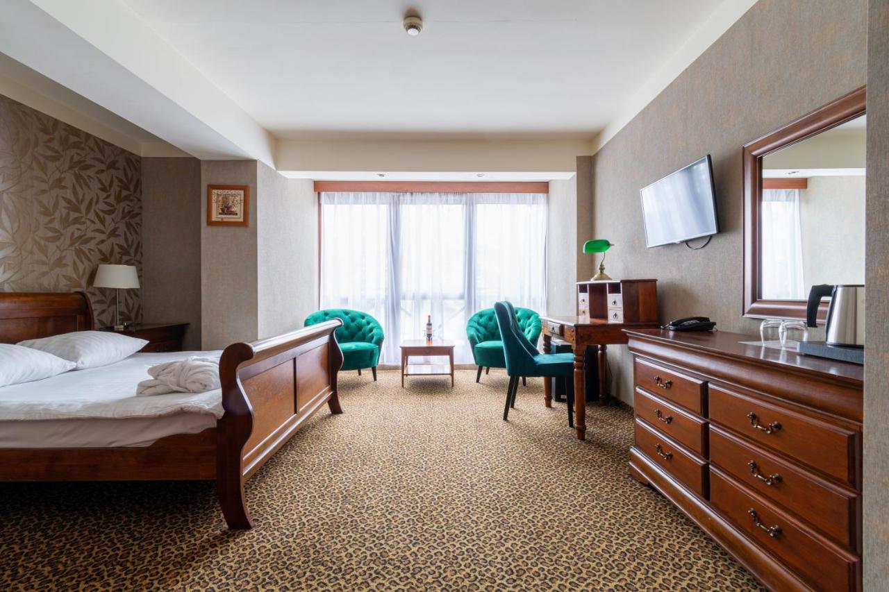Hotel Diament Vacanza Katowice - Siemianowice Siemianowice Śląskie Zewnętrze zdjęcie